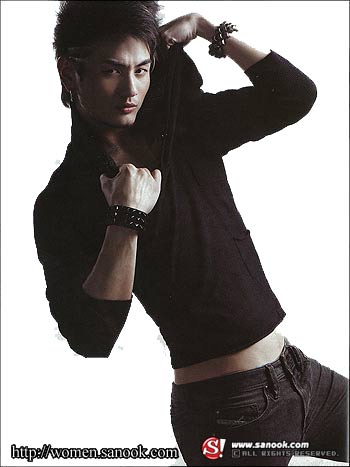 First : ปักษ์แรก พฤศจิกายน 2551