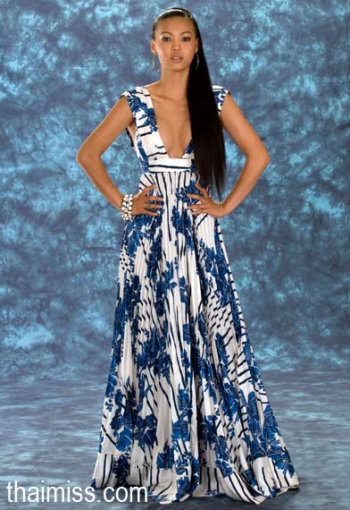 ผู้เข้าประกวดมิสยูนิเวิร์ส 2008 ในชุดราตรี