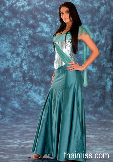 ผู้เข้าประกวดมิสยูนิเวิร์ส 2008 ในชุดราตรี