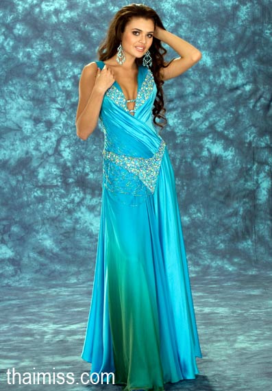 ผู้เข้าประกวดมิสยูนิเวิร์ส 2008 ในชุดราตรี