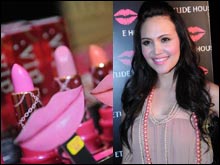 เพิ่มความป๊อปให้สาวไทย ด้วย วีไอพี เกิร์ล คอลเลคชั่น