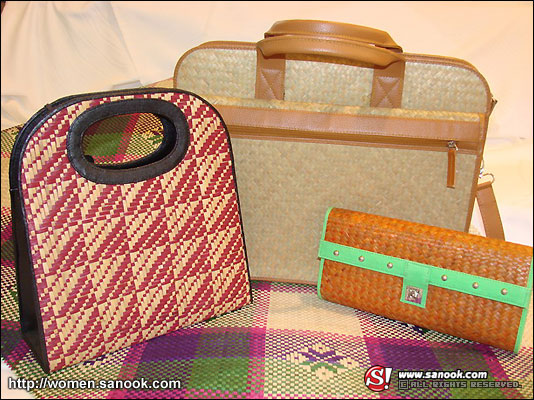 สินค้าส่งเสริมภูมิปัญญาชาวบ้าน