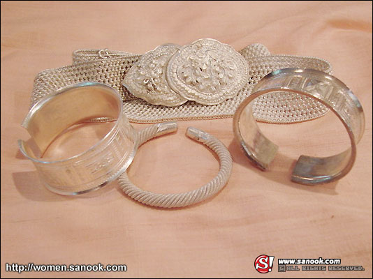 สินค้าส่งเสริมภูมิปัญญาชาวบ้าน