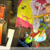 Time is Plastic : Toy Watch