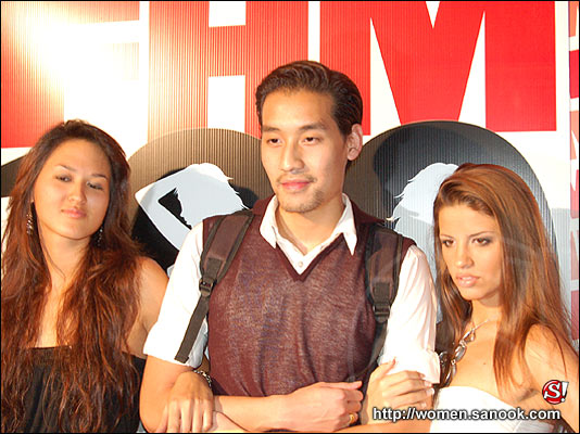 ชมพู่-อารยา คว้าตำแหน่งสาวเซ็กซี่  FHM Sexiest Women in Thailand 2007