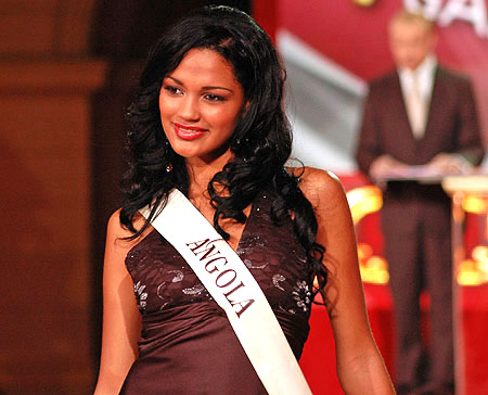 งานกาล่าดินเนอร์ เปิดตัวผู้ประกวดมิสเวิลด์ในชุดราตรี