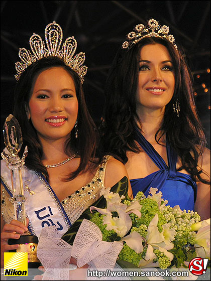 \"น้องชาม\"คว้า มิสไทยแลนด์ ยูนิเวิร์ส 2549