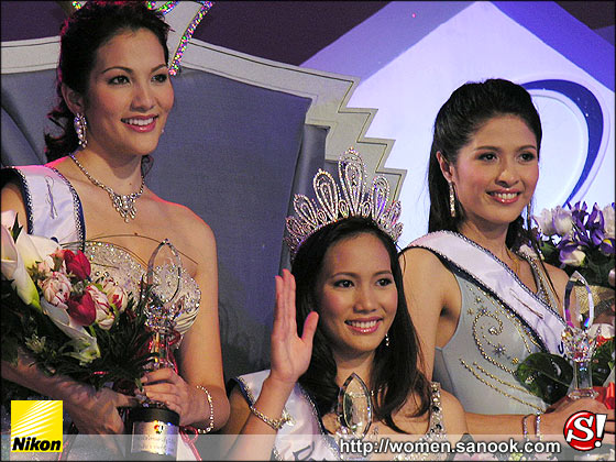 \"น้องชาม\"คว้า มิสไทยแลนด์ ยูนิเวิร์ส 2549