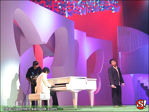 \"น้องแองจี้\"  ขอสละตำแหน่งมิสไทยแลนด์เวิลด์