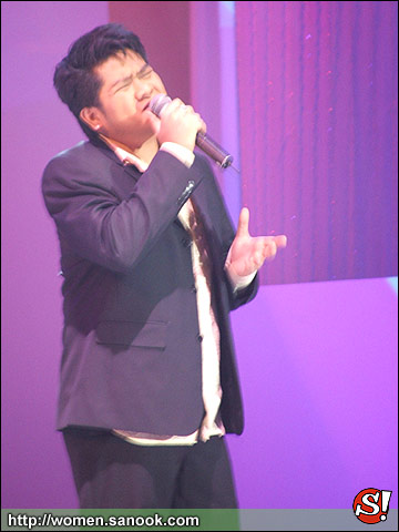 \"น้องแองจี้\"  ขอสละตำแหน่งมิสไทยแลนด์เวิลด์