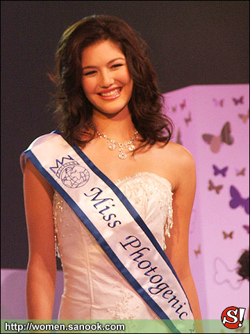 \"น้องแองจี้\"  ขอสละตำแหน่งมิสไทยแลนด์เวิลด์