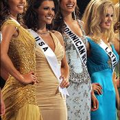 ประมวลภาพการประกวด Miss Universe 2005