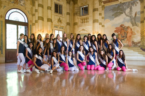 บรรยากาศการเก็บตัวและทำกิจกรรมการประกวด Miss Italia nel Mondo 2009