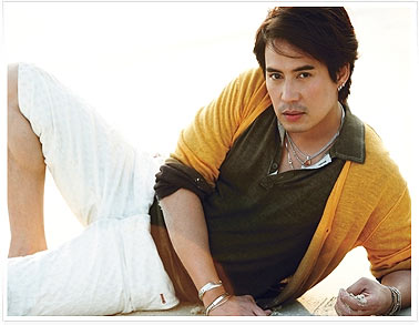 วอลเปเปอร์ : เบิร์ด ธงไชย แมคอินไตย์