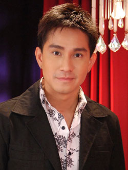 กัปตัน ภูธเนศ หงษ์มานพ