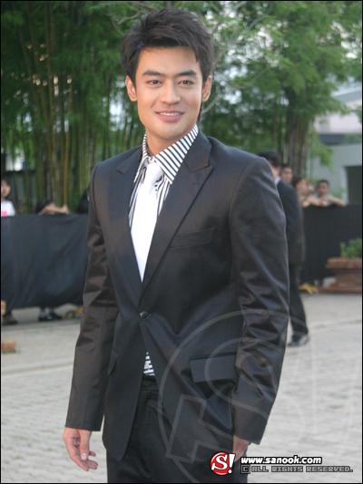 เติ้ล ธนพล นิ่มทัยสุข