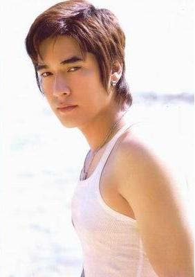 วี วีรภาพ สุภาพไพบูลย์