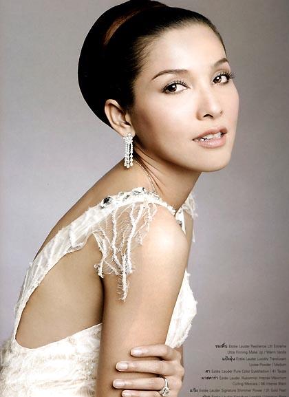 หน่อย บุษกร