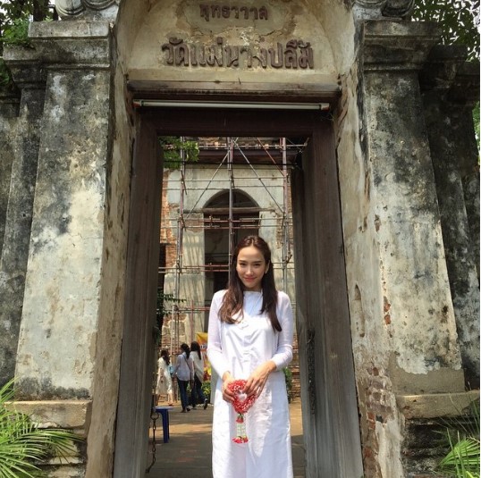ชุดไปวัดดารา