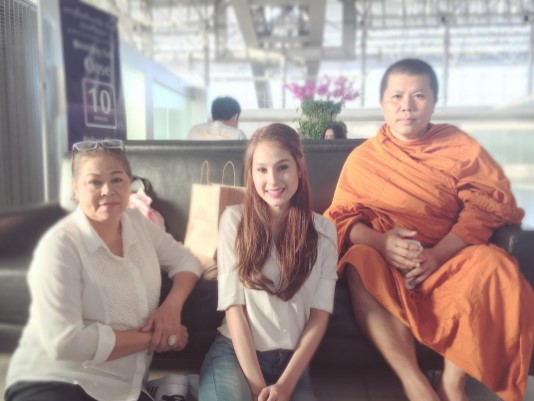 ชุดไปวัดดารา