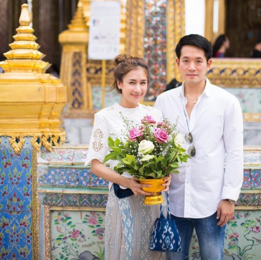 ชุดไปวัดดารา