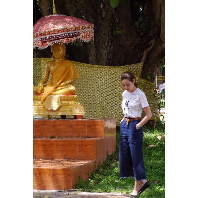 ชุดไปวัดดารา
