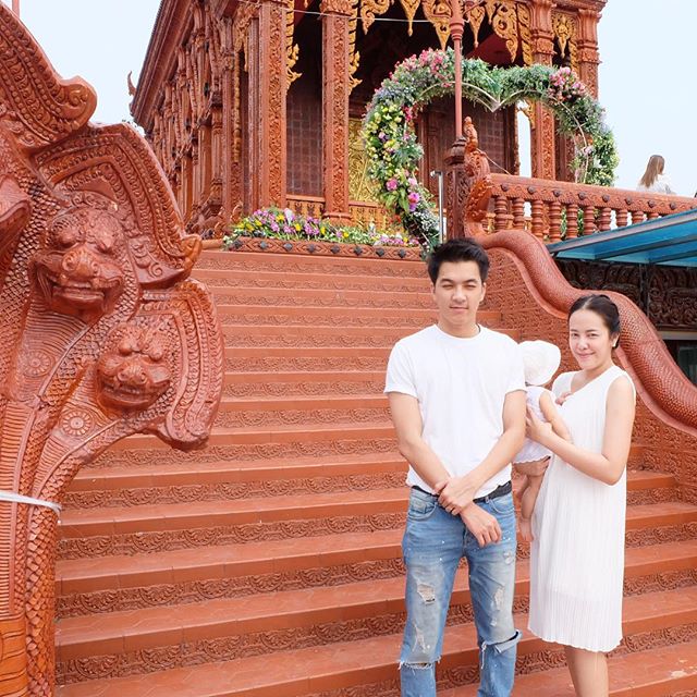 ชุดไปวัดดารา