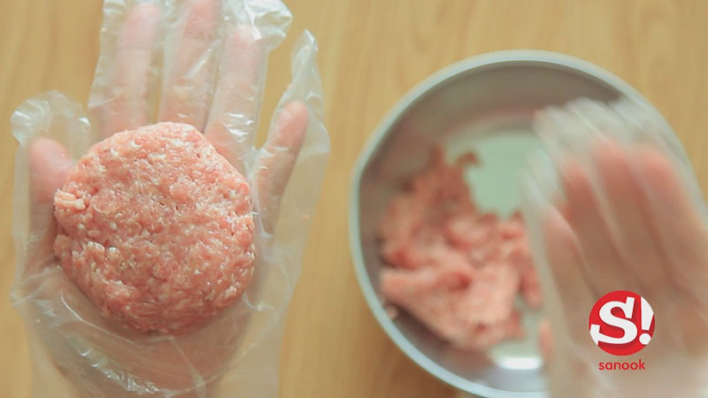 สูตรเบอร์เกอร์มาม่า 