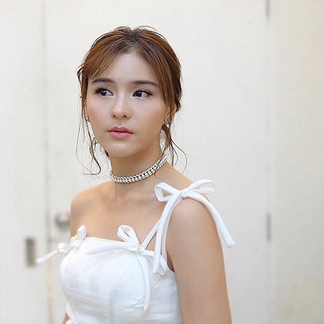 ออม สุชาร์