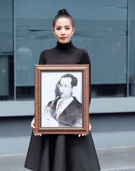 แต่งหน้าโทนสุภาพ