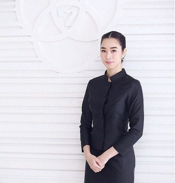 แต่งหน้าโทนสุภาพ