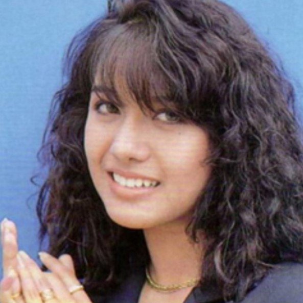 ตอม รชนีกร