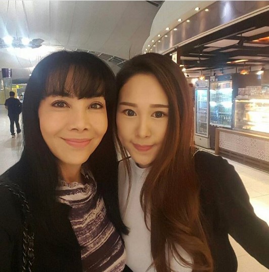 ลูกตั๊ก มยุรา
