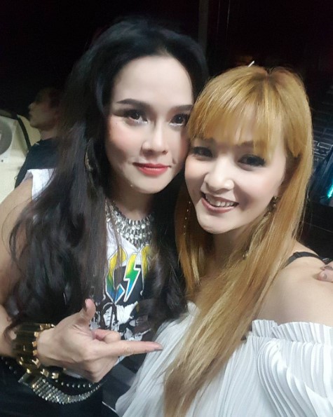 แคนดี้ รากแก่น