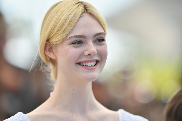  Elle Fanning