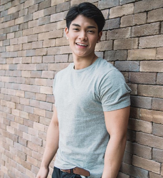 มิกกี้ The Face Men