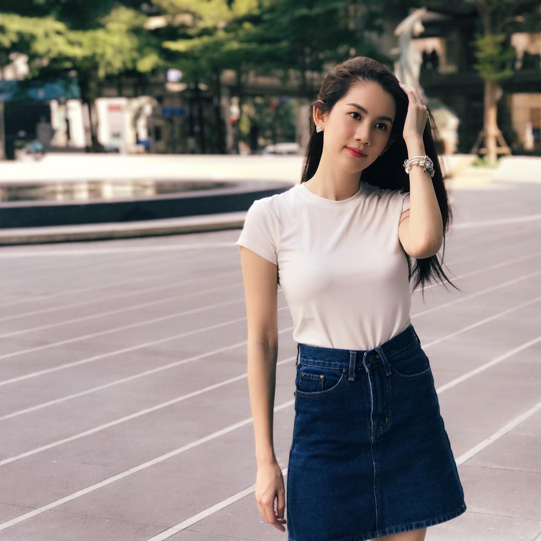 พลอย ภัทรากร