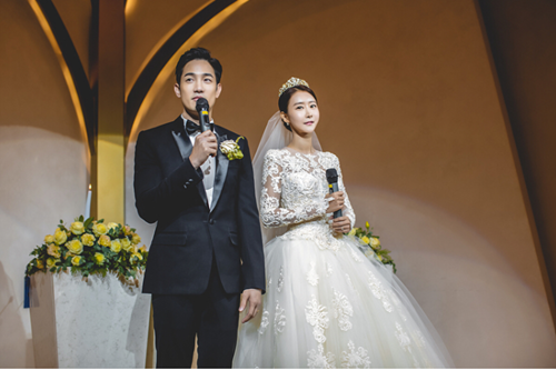 งานแต่งงาน อ้วน รังสิต - ปาร์ค ฮยอนซอน 