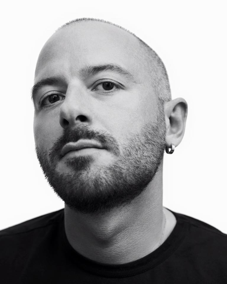 Demna Gvasalia ครีเอทีฟไดเร็กเตอร์คนปัจจุบันของ Balenciaga 