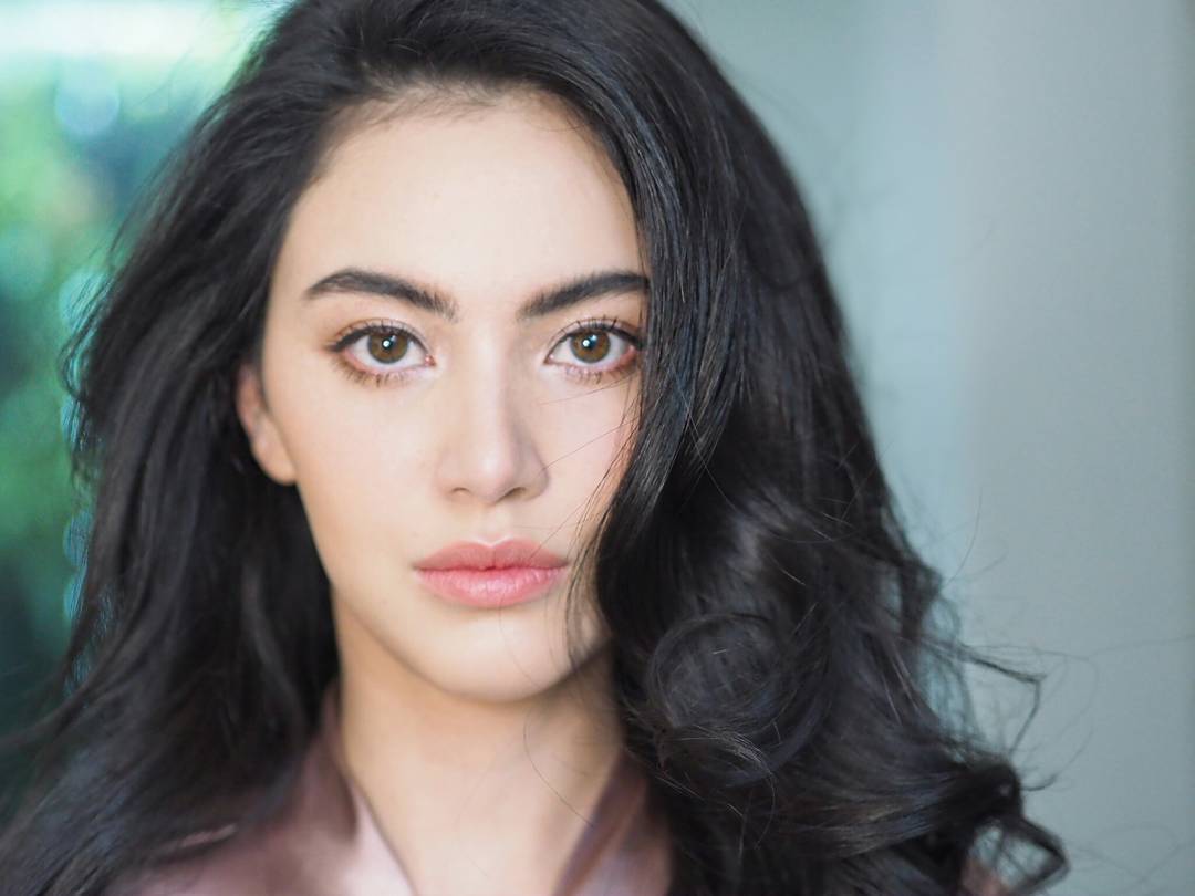 ใหม่ ดาวิกา