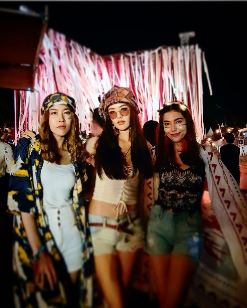 เชียร์ ฑิฆัมพร เกรซ กาญจน์เกล้า การ์ตูน อินทิรา