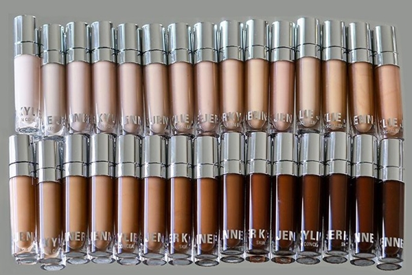 Skin Concealer ของแบรนด์ Kylie Cosmetics