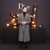 ซงจุงกิ  เข้าร่วมงานแฟชั่นโชว์ Dior ที่กรุงปารีส เมื่อวันที่ 20 ม.ค. ที่ผ่านมา