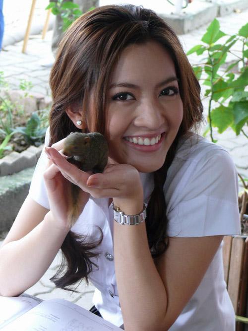 แอฟ ทักษอร