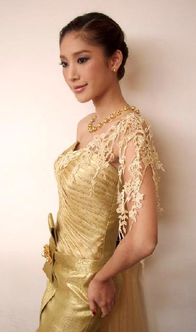 ดาราชุดไทย
