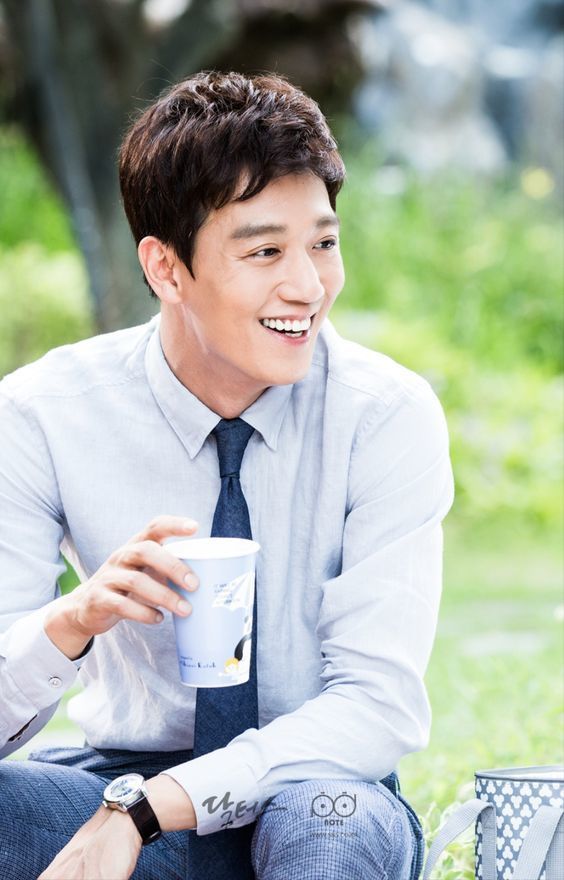 Kim Rae Won