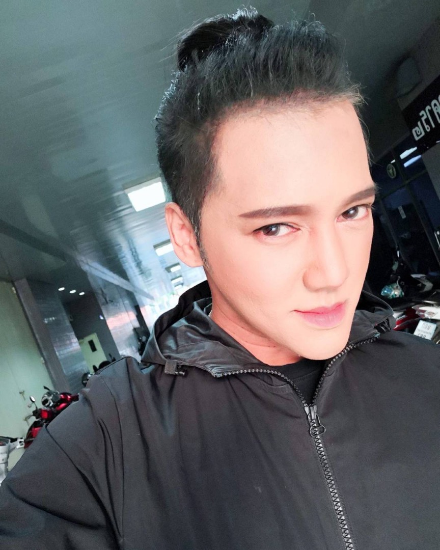 ดีเจเจ๊แหม่ม