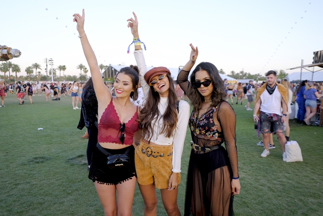 สตรีทแฟชั่น Coachella 2018 