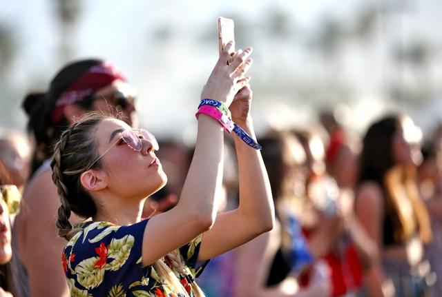 สตรีทแฟชั่น Coachella 2018 