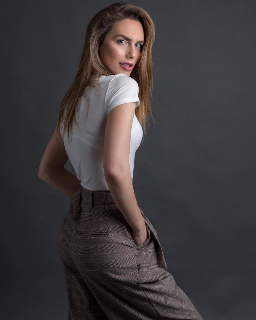 Angela Ponce